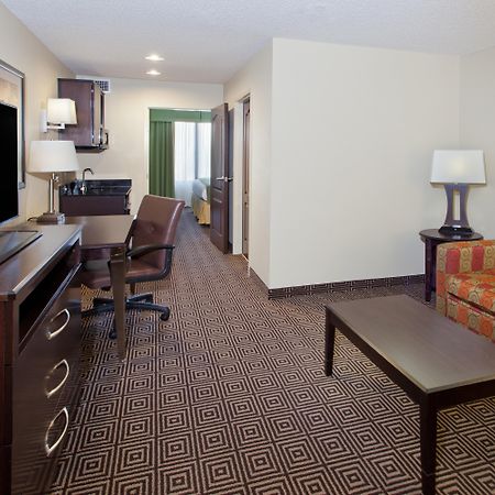 Holiday Inn Express Rome-East By Ihg Εξωτερικό φωτογραφία