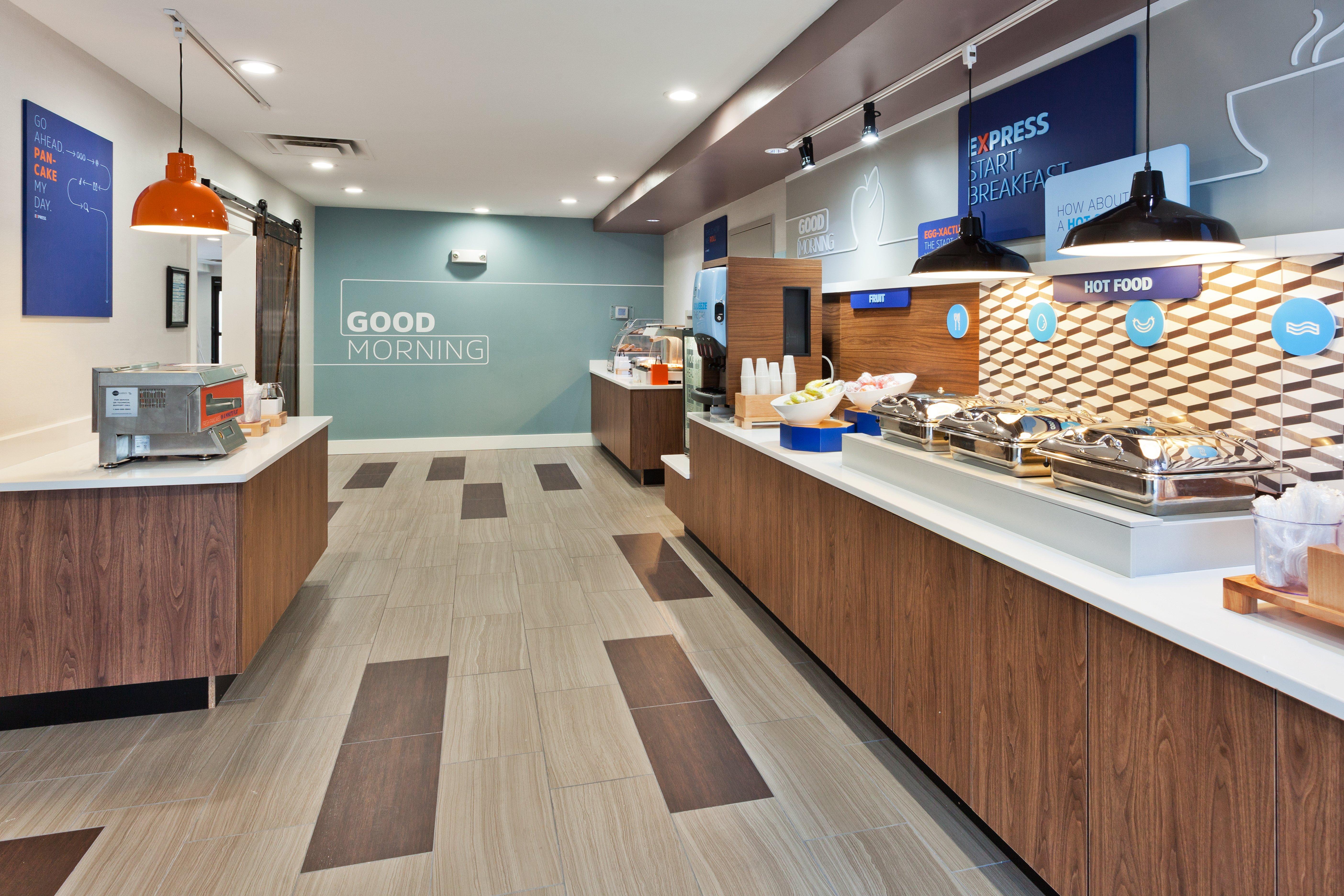 Holiday Inn Express Rome-East By Ihg Εξωτερικό φωτογραφία