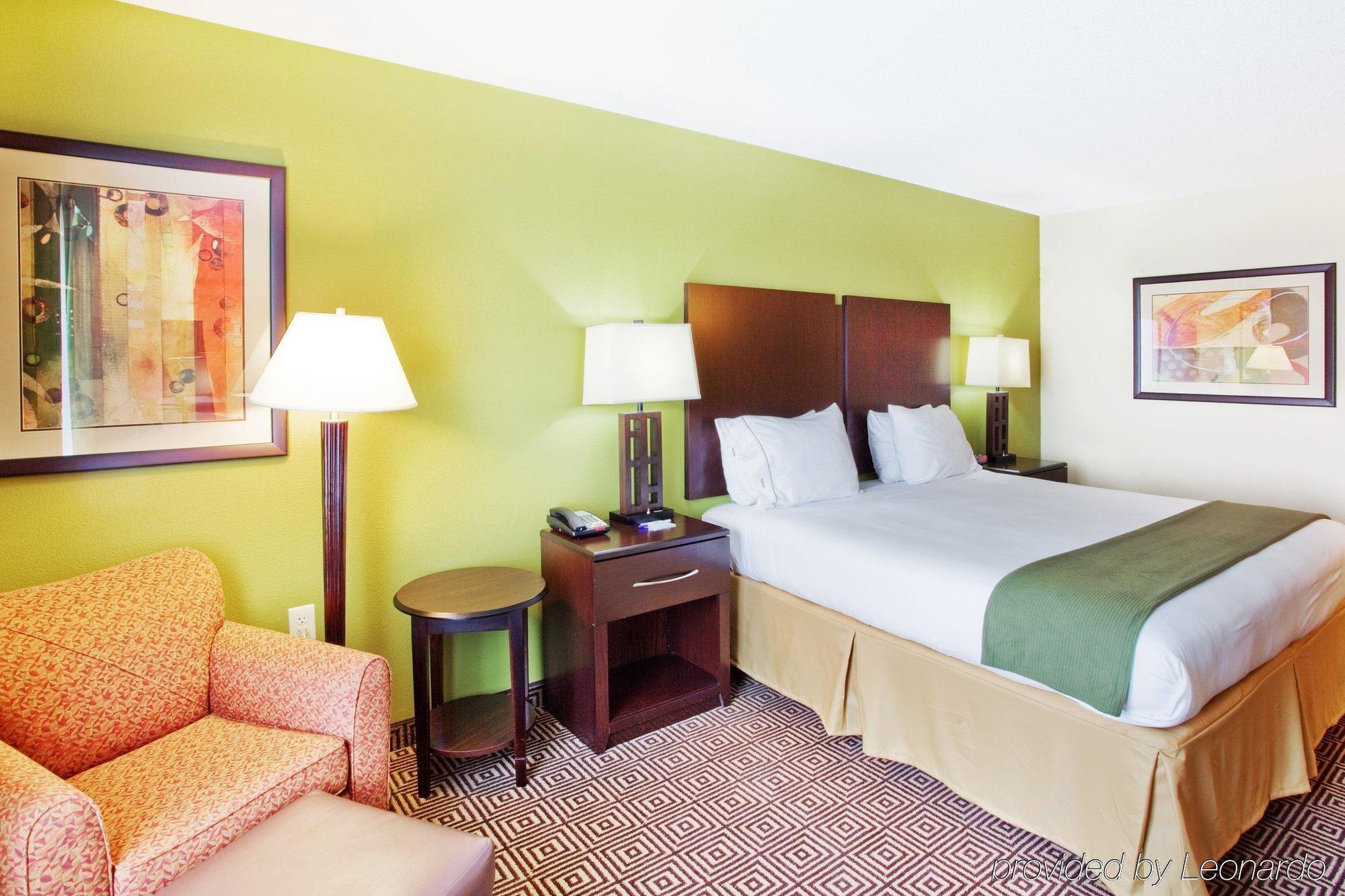 Holiday Inn Express Rome-East By Ihg Δωμάτιο φωτογραφία